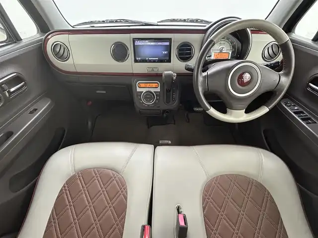 スズキ ラパン X 岡山県 2013(平25)年 7.4万km ミルクティーベージュメタリック メモリーナビ/【Bluetooth/フルセグTV/CD/DVD】/型番:CN-RE05D/スマートキー/プッシュスタート/ビルトインＥＴＣ/キセノンヘッドライト/オートライト/アイドリングストップ/ショコラ専用シート/純正フロアマット/禁煙車/横滑り防止装置/ドアバイザー/取扱説明書/ナビ取扱説明書