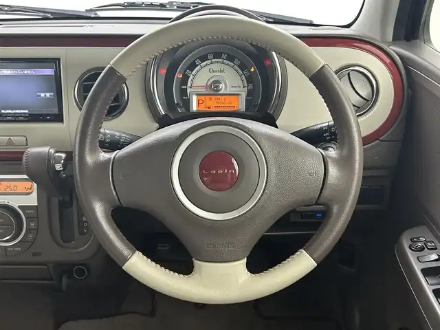 スズキ ラパン X 岡山県 2013(平25)年 7.4万km ミルクティーベージュメタリック メモリーナビ/【Bluetooth/フルセグTV/CD/DVD】/型番:CN-RE05D/スマートキー/プッシュスタート/ビルトインＥＴＣ/キセノンヘッドライト/オートライト/アイドリングストップ/ショコラ専用シート/純正フロアマット/禁煙車/横滑り防止装置/ドアバイザー/取扱説明書/ナビ取扱説明書