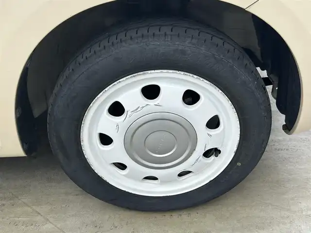 スズキ ラパン X 岡山県 2013(平25)年 7.4万km ミルクティーベージュメタリック メモリーナビ/【Bluetooth/フルセグTV/CD/DVD】/型番:CN-RE05D/スマートキー/プッシュスタート/ビルトインＥＴＣ/キセノンヘッドライト/オートライト/アイドリングストップ/ショコラ専用シート/純正フロアマット/禁煙車/横滑り防止装置/ドアバイザー/取扱説明書/ナビ取扱説明書