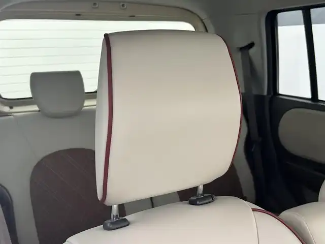 スズキ ラパン X 岡山県 2013(平25)年 7.4万km ミルクティーベージュメタリック メモリーナビ/【Bluetooth/フルセグTV/CD/DVD】/型番:CN-RE05D/スマートキー/プッシュスタート/ビルトインＥＴＣ/キセノンヘッドライト/オートライト/アイドリングストップ/ショコラ専用シート/純正フロアマット/禁煙車/横滑り防止装置/ドアバイザー/取扱説明書/ナビ取扱説明書