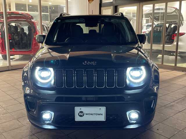 クライスラー・ジープ ジープ レネゲード リミテッド 埼玉県 2020(令2)年 2.5万km ガンＭ サンルーフ/純正ナビ/　　USB/BT/フルセグTV/バックカメラ/クルーズコントロール/LEDオートライト/レザーシート/パワーシート/シートヒーター/ステアリングヒーター/純正17インチAW/プッシュスタート/ETC/禁煙車