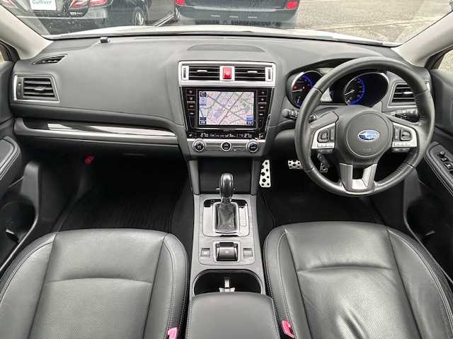 スバル レガシィ Ｂ４ リミテッド 富山県 2015(平27)年 6.6万km クリスタルホワイトP ワンオーナー/レザーシート/スマートキー×２/純正Pnasonic製メモリーナビ(CN-LR800D)/DVD/MSV/BT/フルセグTV/バックカメラ/ETC/前席パワーシート/シートメモリー/前席シートヒーター/LEDヘッドライト/フォグ/バクフォグ/純正17インチAW/電格ウィンカーミラー/レーダークルコン/衝突安全ブレーキ/レーンキープアシスト/プッシュスタート/電動Pブレーキ/皮巻きステアリング/ステアリングスイッチ/横滑り防止装置/アイドリングストップ/保証書・取説