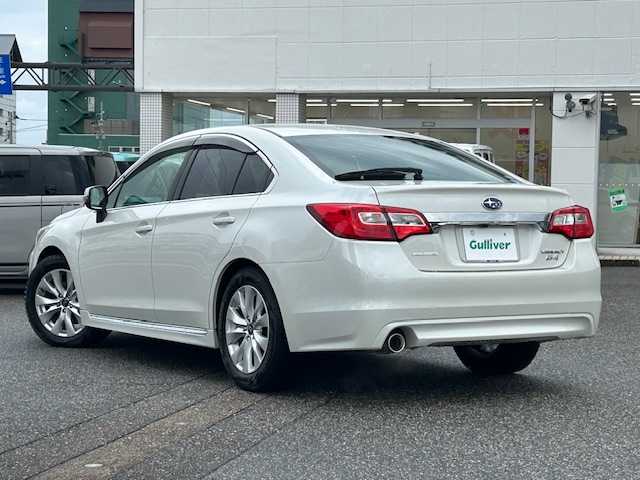 スバル レガシィ Ｂ４ リミテッド 富山県 2015(平27)年 6.6万km クリスタルホワイトP ワンオーナー/レザーシート/スマートキー×２/純正Pnasonic製メモリーナビ(CN-LR800D)/DVD/MSV/BT/フルセグTV/バックカメラ/ETC/前席パワーシート/シートメモリー/前席シートヒーター/LEDヘッドライト/フォグ/バクフォグ/純正17インチAW/電格ウィンカーミラー/レーダークルコン/衝突安全ブレーキ/レーンキープアシスト/プッシュスタート/電動Pブレーキ/皮巻きステアリング/ステアリングスイッチ/横滑り防止装置/アイドリングストップ/保証書・取説