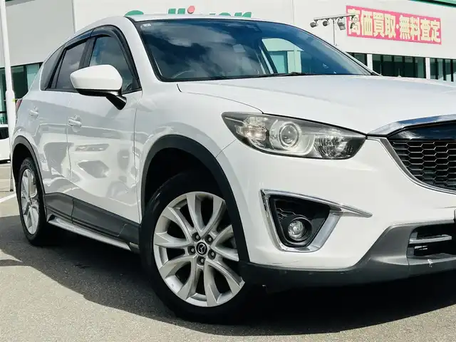 マツダ ＣＸ－５ XD Lパッケージ 佐賀県 2013(平25)年 7.2万km クリスタルホワイトパールマイカ リアビークルモニタリングシステム/トラクションコントロールシステム/BOSEサウンド/純正7型ナビゲーション[C9M4 V6 650]/AM　FM　CD　DVD　BT　フルセグTV/バックカメラ/デジタルインナーミラー/ETC/シートヒーター(前席)/革巻きステアリング/ステアリングリモコン/純正フロアマット/純正19インチアルミホイール/フォグライト/ドアバイザー