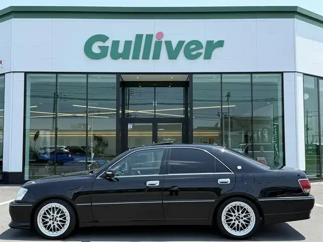 トヨタ クラウン アスリート VX 栃木県 2001(平13)年 5.3万km ブラック 300台限定車/YAMAHAチューン300馬力1JZ-GTE型エンジン/YAMAHA製前後パフォーマンスダンパー/VX専用タービン/VX専用デュアルマフラー/VX専用BBS LM18インチAW/VX専用3本スポークステアリング/VX専用フロントスポイラー/VX専用リアスポイラー/オプション電動ムーンルーフ/オプションブラックレザーシート /オプション後席パワーシート/寒冷地仕様車/（リアフォグランプ/吊り下げ式アクセルペダル）/ステアシフトマチック/ミラーヒーター/電動リアサンシェード/純正フェンダーマーカー/メーカーナビ/クラウン・スーパーライブサウンド/DVD再生機能/ETC/キーレスキー×2
