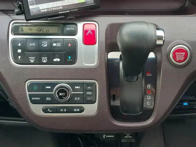 ホンダ Ｎ ＯＮＥ プレミアム Lパッケージ 東京都 2012(平24)年 13万km パープル スマートフォン連携ディスプレイオーディオ　CN-G520D/バックカメラ/ETC/アレルクリーンシート/ECON/14インチ純正アルミホイール/横滑り防止装置/HIDヘッドライト/オートライト/純正フロアマット/ドアバイザー