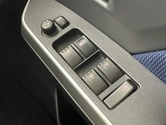 トヨタ タンク カスタムG－T 茨城県 2016(平28)年 3.7万km ブラックマイカメタリック 社外8型ナビ/全方位カメラ/フルセグ/衝突被害軽減ブレーキ/車線逸脱抑制装置/クルーズコントロール/クリアランスソナー/両側電動スライドドア/ETC/純正15インチAW/LEDヘッドライト/スマートキー