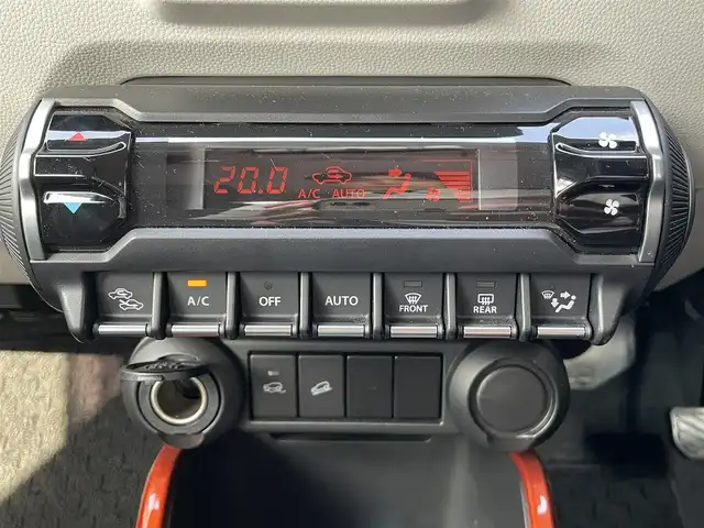 スズキ イグニス ハイブリッド MZ 青森県 2018(平30)年 2.3万km ピュアホワイトP 登録時走行距離22113km/４WD/純正オーディオ/【AM/FM/CD/USB/AUX】/ステアリングスイッチ/クルーズコントロール/アイドリングストップ/ヒルディセントコントロール/グリップコントロール/横滑り防止機能/前席シートヒーター/LEDヘッドライト/フォグランプ/純正フロアマット/社外ドライブレコーダー（ミラー一体型）/社外15インチAWスタッドレスタイヤ積込/【2018年製/７分山/175/65/R15】/取扱説明書/保証書