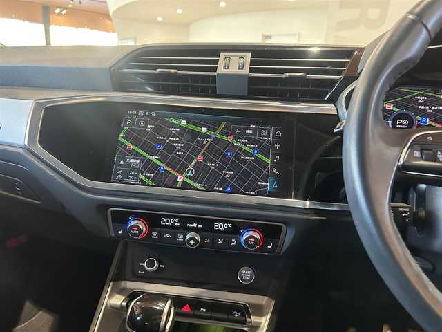 アウディ アウディ Ｑ３ 35TDIクワトロ アドバンスド 道央・札幌 2020(令2)年 3万km ミトスブラックメタリック ミトスブラックメタリック/ベーシックパッケージ/　・シートヒーター/　・パワーシート/　・オートマチックテールゲート/　・ランバーサポート/　・アウディドライブセレクト/TVチューナー/アシスタンスパッケージ/　・ACC/　・サイドアシスト/　・ハイビームアシスト/　・リアクロストラフィックアシスト/ラグジュアリーパッケージ/　・パーシャルレザー/　・マルチカラーアンビエントライト/　・リヤセンターアームレスト/テクノロジーパッケージ/　・スマートフォンインターフェース/　・ワイヤレスチャージング