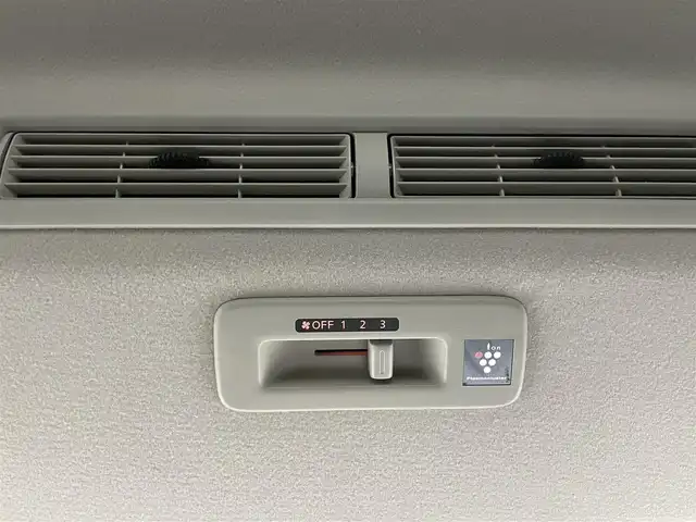 日産 ルークス HWS Gターボ アーバンクロム プロパイロットED 岡山県 2022(令4)年 2.7万km ブラック 純正7インチSDナビ(MJ118D-L)/【CD/BT/フルセグTV】/プロパイロット/ブラック革調シート/衝突軽減ブレーキ/両側パワースライドドア/アラウンドビューモニター/LEDヘッドライト/コーナーセンサー/オートハイビーム/プッシュスタート/スマートキー/アイドリングストップ/レーンキープアシスト/純正フロアマット/純正アルミホイール/ウインカーミラー/LEDフォグランプ/新車保証書/取扱説明書