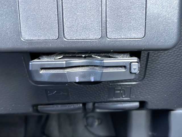 トヨタ タンク カスタムG S 山口県 2017(平29)年 7.5万km パールホワイトⅢ ワンオーナー/モデリスタエアロ/純正SDナビ　【NSZT-W66T】/・Bluetooth接続/・パノラミックビューモニター/・フルセグテレビ/・DVD再生機能有/ETC/スマートアシスト/・衝突警報機能/・誤発進抑制制御機能/・車線逸脱警報機能/・先行車発進お知らせ機能/・クルーズコントロール/シートヒーター/スマートキー/プッシュスタート/スペアキー1本/純正フロアマット/両側パワースライドドア/純正LEDライト/純正14インチアルミホイール/ドアバイザー/ウィンカーミラー