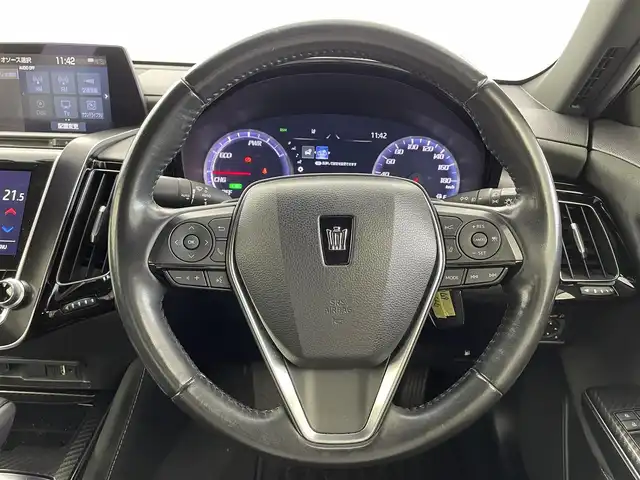 トヨタ クラウン ハイブリッド RS アドバンス Four 福井県 2019(平31)年 5.6万km プレシャスブラックパール ４WD/純正ナビゲーション/【AM/FM/CD/DVD/Bluetooth/フルセグTV】/【USB/AUX】/全方位カメラ/ETC/クルーズコントロール（追従有）/車線逸脱警報機能/衝突軽減ブレーキ/プッシュスタート/スマートキー/スペアキー/オートライト/LEDヘッドライド/取扱説明書/新車時保証書