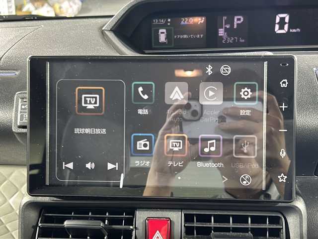 ダイハツ タント X 沖縄県 2021(令3)年 2.4万km ファイアークォーツレッドM 禁煙車　/純正ディスプレイオーディオ　/フルセグＴＶ/TVキャンセラー/パノラマモニター　/純正ドライブレコーダー　　/シートヒーター　/片側パワースライドドア　/コーナーセンサー　/ベンチシート　/純正フロアマット　/ＬＥＤヘッドライト/スペアキー