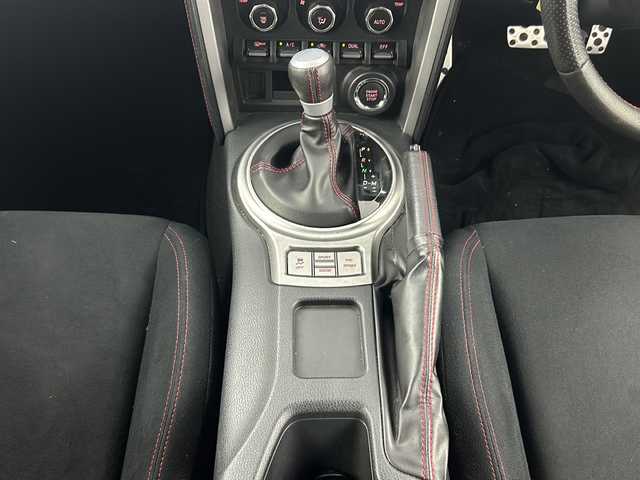 トヨタ ８６ GT 愛知県 2014(平26)年 3.9万km クリスタルブラックシリカ 禁煙車/純正7インチSDナビ/（CD/DVD/Bluetooth/フルセグTV/SD)/バックカメラ/ETC/ドライブレコーダー/純正17インチアルミホイール/スマートキー/プッシュスタート/横滑り防止装置/オートライト/W＋サイドエアバッグ