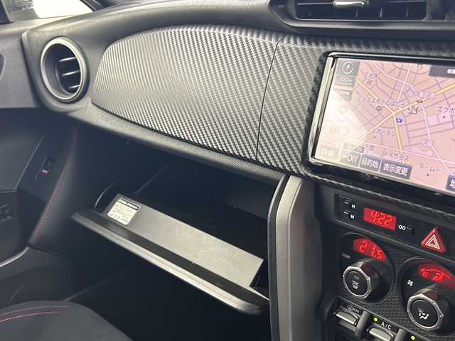 トヨタ ８６ GT 愛知県 2014(平26)年 3.9万km クリスタルブラックシリカ 禁煙車/純正7インチSDナビ/（CD/DVD/Bluetooth/フルセグTV/SD)/バックカメラ/ETC/ドライブレコーダー/純正17インチアルミホイール/スマートキー/プッシュスタート/横滑り防止装置/オートライト/W＋サイドエアバッグ
