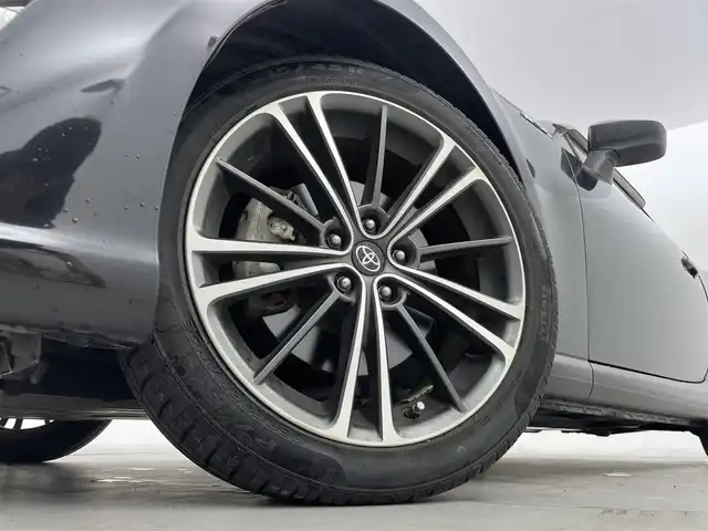 トヨタ ８６ GT 群馬県 2014(平26)年 3.9万km クリスタルブラックシリカ 純正ディーラーナビ（NSZN-W64T)/・CD/DVD/SD/Bluetooth/フルセグTV/===============/純正ナビ　バックカメラ　ドライブレコーダー　パドルシフト　純正１７インチアルミホイール　スマートキー　プッシュスタート　Ｂｌｕｅｔｏｏｔｈ　ＨＩＤヘッドライト　オートライト　Ｆフォグ　ＥＴＣ　禁煙車