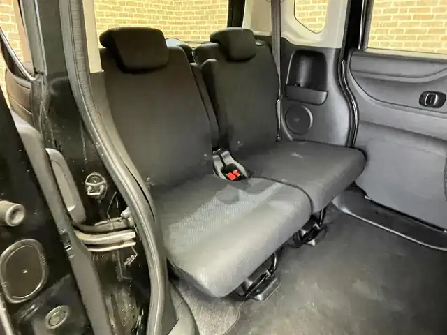 ホンダ Ｎ ＢＯＸ カスタム G Lパッケージ 岩手県 2012(平24)年 10.5万km クリスタルブラックパール ４WD/左側パワースライドドア/両側イージークローザードア/横滑り防止装置/アイドリングストップ/ヒルスタートアシスト/フルオートエアコン/ヒーテッドドアミラー/チップアップリヤシート/純正ナビ/（CD/DVD/フルセグ/SD/HDD）/ステアリングスイッチ/バックカメラ/ETC/オートライト/HIDヘッドライト/フォグライト/社外14インチアルミホイール