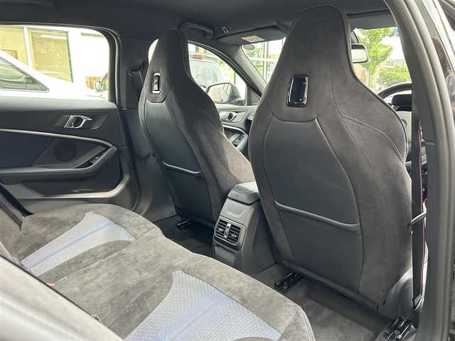 ＢＭＷ Ｍ１３５ｉ xDrive 東京都 2020(令2)年 4.7万km サファイアブラックP ワンオーナー/純正HDDナビ/FM・AM/Bluetooth//バックカメラ/ETC2.0/インテリジェントセーフティ/アダクティブクルーズコントロール/PDC自動起動/アクティブPDC緊急ブレーキ/パーキングアシスト/シートヒーター/パワーシート/パワーテールゲート/LEDヘッドライト/純正フロアマット/純正18インチAW/保証書/取扱説明書/スペアキー