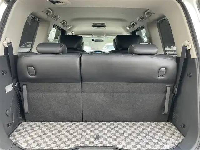 日産 エルグランド 250ハイウェイスター 和歌山県 2011(平23)年 11.2万km ブリリアントホワイトパール (株)IDOMが運営する【じしゃロン和歌山店】の自社ローン対象車両になります。こちらは現金ご利用時の価格です。/自社ローンご希望の方は別途その旨お申付け下さい。/RS-R車高調/純正SDメモリナビ/(AM/FM/CD/DVD/AUX/ipod)/両側パワースライドドア/切り替え式４WD/純正エンジンスターター/前方ドライブレコーダー/純正後席用モニター/バックカメラ/プッシュスタート/後席サンシェード/横滑り防止装置/オットマン/スマートキー/スペアキー×１/ナビリモコン付/ビルトインETC/三列シート/オットマン/電動格納ミラー/バニティミラー/純正AW付冬タイヤ積込/(225/55/R18)