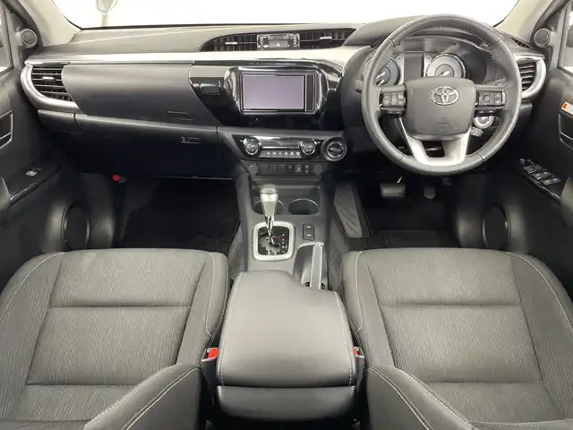 トヨタ ハイラックス Z 新潟県 2023(令5)年 5.2万km オキサイドブロンズM 4WD/純正ディーラーOPナビ/バックモニター/・AM/FM/CD/Bluetooth/フルセグ/アダプティブクルーズコントロ―ル/レーンキープアシスト/ターボ/ETC/純正LEDヘッドライト/オートライト/オートマチックハイビーム/純正リアガーニッシュ/純正フロアマット/純正17インチAW夏タイヤ/ABS/横滑り防止機能/AFS/前後コーナーセンサー/ダウンヒルアシストコントロール/保証書/取扱説明書