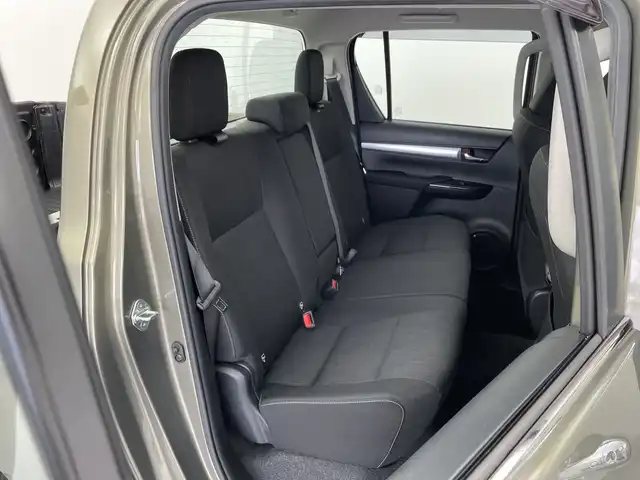 トヨタ ハイラックス Z 新潟県 2023(令5)年 5.2万km オキサイドブロンズM 4WD/純正ディーラーOPナビ/バックモニター/・AM/FM/CD/Bluetooth/フルセグ/アダプティブクルーズコントロ―ル/レーンキープアシスト/ターボ/ETC/純正LEDヘッドライト/オートライト/オートマチックハイビーム/純正リアガーニッシュ/純正フロアマット/純正17インチAW夏タイヤ/ABS/横滑り防止機能/AFS/前後コーナーセンサー/ダウンヒルアシストコントロール/保証書/取扱説明書