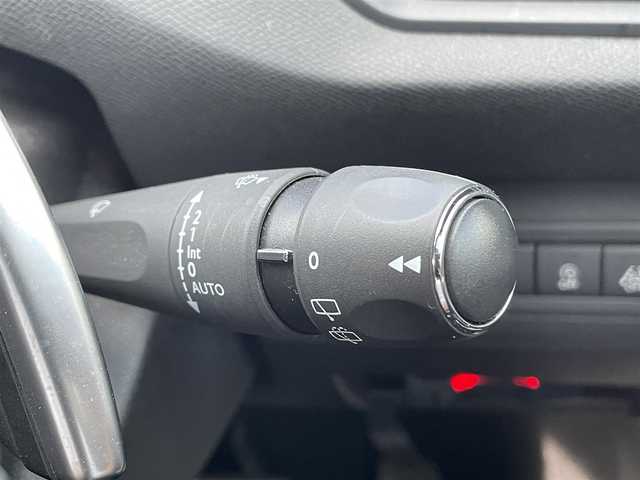 プジョー ３０８ GTライン ブルーHDi 岡山県 2020(令2)年 4.6万km GRIS ARTENSE 登録時走行距離46012km/純正ＳＤナビ/(AM/FM/USB/IPOD)/パーキングアシスト/アイドリングストップ/レーンキープアシスト/バックカメラ/ETC/クルーズコントロール/ＭＴモード付ＡＴ/ドライブレコーダー/オートマチックハイビーム/電動パーキングブレーキ/スマートキー/プッシュスタート/純正１７インチAW
