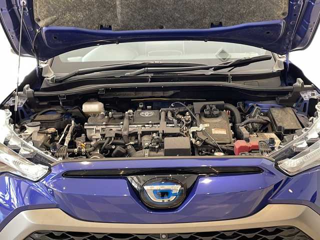 トヨタ カローラ クロス ハイブリッド Z 福井県 2022(令4)年 6.3万km ダークブルーマイカM ・純正ディスプレイオーディオ/・Bluetooth/・パノラミックビューモニター/・トヨタセーフティセンス/・ブラインドスポットモニター（BSM）/・リアクロストラフィックアラート（ＲＣＴＡ）/・パーキングサポートブレーキ（ＰＫＳＢ）/・クリアランスソナー/・パワーバックドア/・アドバンスドパーク/・D席パワーシート/・シートヒーター/・LEDヘッドライト/・ビルトインETC/・スマートキー/・プッシュスタート