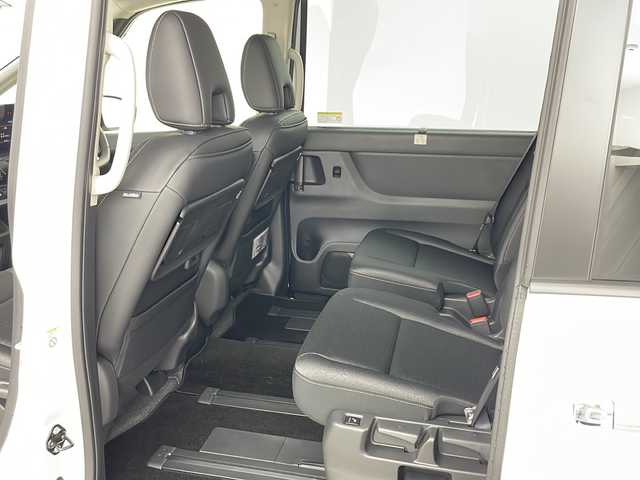 日産 セレナ e－4ORCE ハイウェイスターV 道央・札幌 2024(令6)年 0.1万km パール ・４WD/・純正ナビ（MM２２３D-L）/・BT＆SD＆フルセグTV/・ETC/・純正ドラレコ/・全方位カメラ/・プロパイロット/・両側パワースライドドア/・前席シートヒーター/・ステアリングヒーター/・ステアリングスイッチ/・デジタルインナーミラー/・ｅ－Ｐｅｄａｌ/・プッシュスタート/・スマートキー/・ＬＥＤヘッドライト/・オートライト/・オートマチックハイビーム/・電格ミラー/・ＡＣ１５００Ｗ