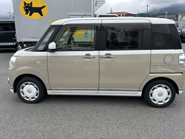 ダイハツ ムーヴ キャンバス G メイクアップ SA Ⅲ 山梨県 2017(平29)年 14.5万km パールホワイトⅢ/ナチュラルベージュマイカメタリック 2トーン 4WD/両側パワースライドドア/純正ナビ/バックカメラ/BT/CD/DVD//ドラレコ/アイドリングストップ/純正フロアマット/ステアリングリモコン/オートライト/オートマチックハイビーム/スマートキー/スペアキー1本/ETC