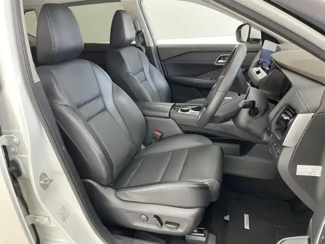日産 エクストレイル G e－4ORCE 愛知県 2023(令5)年 5.1万km ブリリアントホワイトパール 純正ナビ　デジイン　ＨＵＤ　ＢＳＭ　全方位カメラ　プロパイロット　メモリーシート　追従クルコン　フルセグTV　ＵＳＢ　ワイヤレス充電　衝突軽減　シートヒーター前席&後席　ステアリングヒーター　パーキングアシスト　LEDライト　禁煙車　AC１００充電　２．０ETC　フォグ　合皮シート　セカンド席サンシェード　