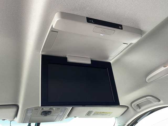 トヨタ ヴェルファイア 2．4Z ゴールデンアイズ 千葉県 2013(平25)年 5.3万km ブラック 衝突軽減ブレーキ/クルーズコントロール/前後コーナーセンサー/純正後席モニター　/純正ＳＤナビ/　DVD/CD/BT/FM/AM/フルセグTV/バックカメラ/ステアリングスイッチ/純正ビルトインＥＴＣ/社外前ドライブレコーダー/電動リアゲート/ＬＥＤヘッドライト　/オートライト/オットマン/ハーフレザーシート/純正アルミホイール/純正フロアマット