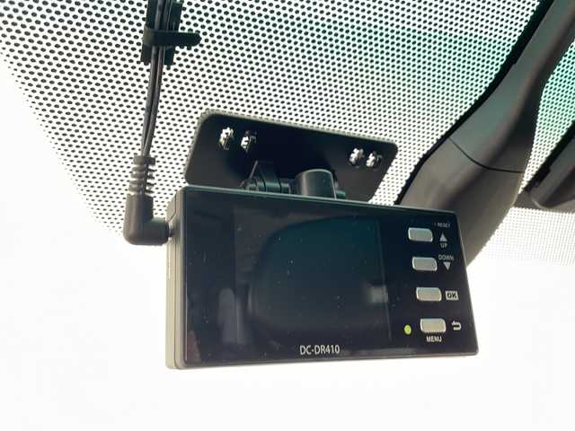 トヨタ ヴェルファイア 2．4Z ゴールデンアイズ 千葉県 2013(平25)年 5.3万km ブラック 衝突軽減ブレーキ/クルーズコントロール/前後コーナーセンサー/純正後席モニター　/純正ＳＤナビ/　DVD/CD/BT/FM/AM/フルセグTV/バックカメラ/ステアリングスイッチ/純正ビルトインＥＴＣ/社外前ドライブレコーダー/電動リアゲート/ＬＥＤヘッドライト　/オートライト/オットマン/ハーフレザーシート/純正アルミホイール/純正フロアマット