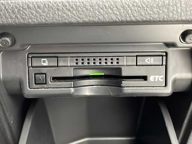 トヨタ ヴェルファイア 2．4Z ゴールデンアイズ 千葉県 2013(平25)年 5.3万km ブラック 衝突軽減ブレーキ/クルーズコントロール/前後コーナーセンサー/純正後席モニター　/純正ＳＤナビ/　DVD/CD/BT/FM/AM/フルセグTV/バックカメラ/ステアリングスイッチ/純正ビルトインＥＴＣ/社外前ドライブレコーダー/電動リアゲート/ＬＥＤヘッドライト　/オートライト/オットマン/ハーフレザーシート/純正アルミホイール/純正フロアマット