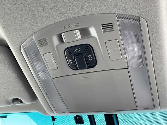 トヨタ ヴェルファイア 2．4Z ゴールデンアイズ 千葉県 2013(平25)年 5.3万km ブラック 衝突軽減ブレーキ/クルーズコントロール/前後コーナーセンサー/純正後席モニター　/純正ＳＤナビ/　DVD/CD/BT/FM/AM/フルセグTV/バックカメラ/ステアリングスイッチ/純正ビルトインＥＴＣ/社外前ドライブレコーダー/電動リアゲート/ＬＥＤヘッドライト　/オートライト/オットマン/ハーフレザーシート/純正アルミホイール/純正フロアマット