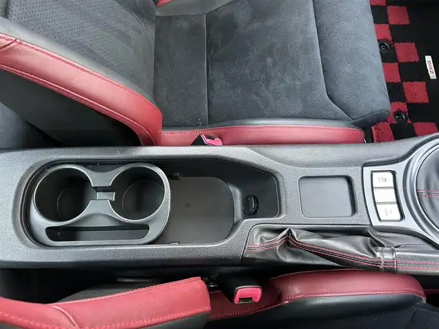 スバル ＢＲＺ tS 群馬県 2015(平27)年 7万km サンライズイエロー 6MT/カロッツェリアメモリーナビ/（DISC/FM/AM/フルセグTV/SD/Bluetooth/USB）/ts専用カラー/ts LIMITED EDITION 300プレート/ts専用スカッフプレート/STIプッシュスタートボタン/STIシフトノブ/STI×RECAROセミバケットシート/STI革巻きステアリング/STIフロントリップ/STIフレキシブルVバー/STIキャリパーブレーキ/STI18インチアルミ/スリットローター/ビルシュタイン足回り/アルミスポーツペダル/ヘッドライトレベライザー/LEDヘッドライト/LEDデイライナー/オートライト/両側オートパワーウインドウ/クルーズコントロール