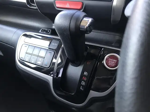 ホンダ Ｎ ＢＯＸ カスタム SSパッケージ 栃木県 2014(平26)年 7.6万km スマートブラック (株)IDOMが運営する【じしゃロン小山店】の自社ローン対象車両になります。こちらは現金ご利用時の価格です。/自社ローンご希望の方は別途その旨お申付け下さい。//禁煙車/純正ワンセグナビ/（CD/DVD/AM/FMラジオ）/(Bluetooth)/スマートキー/プッシュスタート/バックカメラ/ＥＴＣ/両側パワースライドドア/シティブレーキアクティブシステム/チップアップシート/アイドリングストップ/ステアリングリモコン/電動格納ドアミラー/パワーウインドウ/オートライト