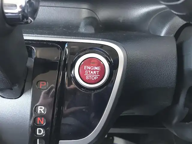 ホンダ Ｎ ＢＯＸ カスタム SSパッケージ 栃木県 2014(平26)年 7.6万km スマートブラック (株)IDOMが運営する【じしゃロン小山店】の自社ローン対象車両になります。こちらは現金ご利用時の価格です。/自社ローンご希望の方は別途その旨お申付け下さい。//禁煙車/純正ワンセグナビ/（CD/DVD/AM/FMラジオ）/(Bluetooth)/スマートキー/プッシュスタート/バックカメラ/ＥＴＣ/両側パワースライドドア/シティブレーキアクティブシステム/チップアップシート/アイドリングストップ/ステアリングリモコン/電動格納ドアミラー/パワーウインドウ/オートライト