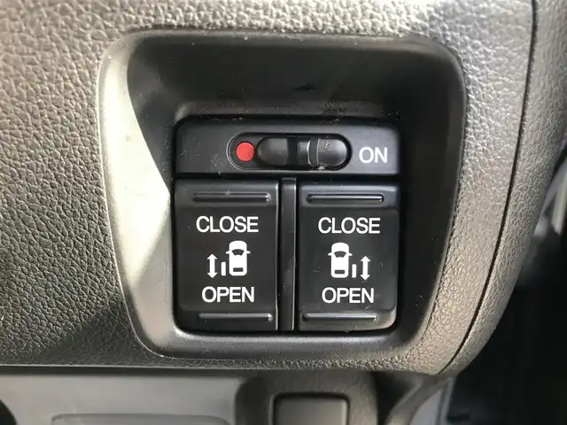 ホンダ Ｎ ＢＯＸ カスタム SSパッケージ 栃木県 2014(平26)年 7.6万km スマートブラック (株)IDOMが運営する【じしゃロン小山店】の自社ローン対象車両になります。こちらは現金ご利用時の価格です。/自社ローンご希望の方は別途その旨お申付け下さい。//禁煙車/純正ワンセグナビ/（CD/DVD/AM/FMラジオ）/(Bluetooth)/スマートキー/プッシュスタート/バックカメラ/ＥＴＣ/両側パワースライドドア/シティブレーキアクティブシステム/チップアップシート/アイドリングストップ/ステアリングリモコン/電動格納ドアミラー/パワーウインドウ/オートライト