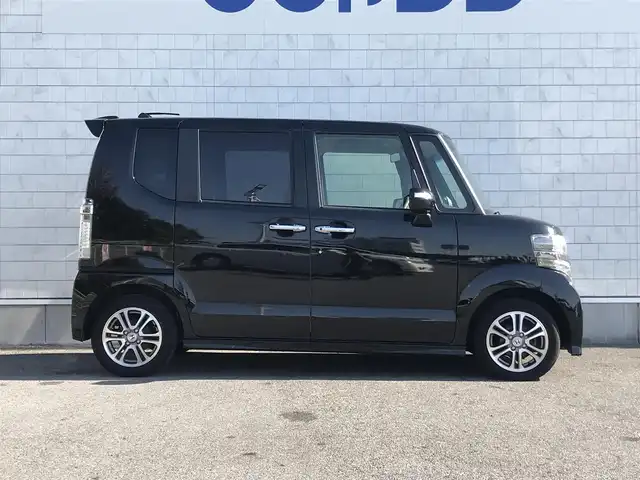 ホンダ Ｎ ＢＯＸ カスタム SSパッケージ 栃木県 2014(平26)年 7.6万km スマートブラック (株)IDOMが運営する【じしゃロン小山店】の自社ローン対象車両になります。こちらは現金ご利用時の価格です。/自社ローンご希望の方は別途その旨お申付け下さい。//禁煙車/純正ワンセグナビ/（CD/DVD/AM/FMラジオ）/(Bluetooth)/スマートキー/プッシュスタート/バックカメラ/ＥＴＣ/両側パワースライドドア/シティブレーキアクティブシステム/チップアップシート/アイドリングストップ/ステアリングリモコン/電動格納ドアミラー/パワーウインドウ/オートライト