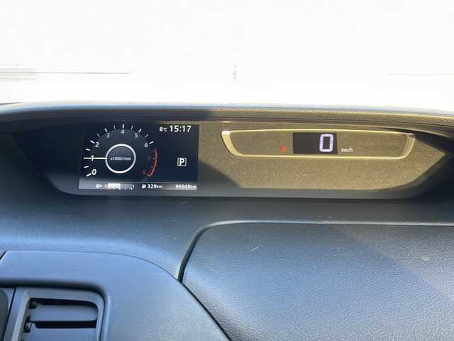 日産 セレナ ハイウェイスター プロパイロットED 岩手県 2017(平29)年 9.6万km ブリリアントホワイトパール プロパイロット　衝突被害軽減　純正８型ナビ　バックカメラ　Ｂｌｕｅｔｏｏｔｈ　ＣＤ／ＤＶＤ再生　ＵＳＢ接続　フルセグ　両側パワースライドドア　後席ＵＳＢ電源　純正１５インチＡＷ　ＥＴＣ　スペアキー