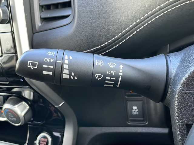 日産 セレナ ハイウェイスター プロパイロットED 岩手県 2017(平29)年 9.6万km ブリリアントホワイトパール プロパイロット　衝突被害軽減　純正８型ナビ　バックカメラ　Ｂｌｕｅｔｏｏｔｈ　ＣＤ／ＤＶＤ再生　ＵＳＢ接続　フルセグ　両側パワースライドドア　後席ＵＳＢ電源　純正１５インチＡＷ　ＥＴＣ　スペアキー