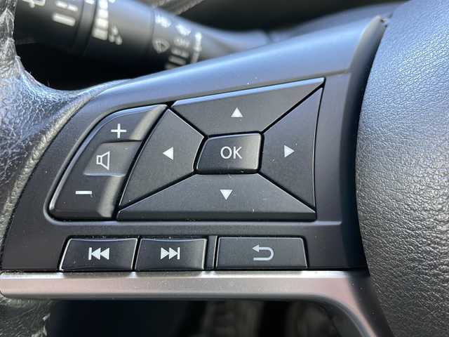 日産 セレナ ハイウェイスター プロパイロットED 岩手県 2017(平29)年 9.6万km ブリリアントホワイトパール プロパイロット　衝突被害軽減　純正８型ナビ　バックカメラ　Ｂｌｕｅｔｏｏｔｈ　ＣＤ／ＤＶＤ再生　ＵＳＢ接続　フルセグ　両側パワースライドドア　後席ＵＳＢ電源　純正１５インチＡＷ　ＥＴＣ　スペアキー