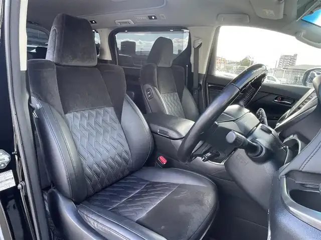 トヨタ ヴェルファイア Z Gエディション 福岡県 2017(平29)年 6.5万km ブラック 純正10型SDナビ(フルセグTV/CD/DVD/BT/HDMI)/モデリスタエアロ(F.S.R)/バックカメラ/後席フリップダウンモニター/プリクラッシュセーフティー/コーナーセンサー/電動リアゲート/両側パワスラ/レーダークルコン/ハンドルヒーター/ドラレコ/ETC/オートホールド/100V/USBポート/純正LEDヘッドライト/純正フロアマット/純正18インチアルミホイール/プッシュスタート/スマートキー