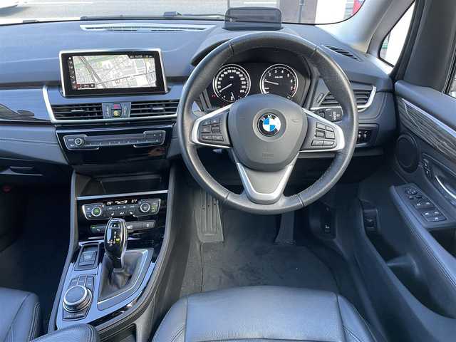 ＢＭＷ ２１８ｉ