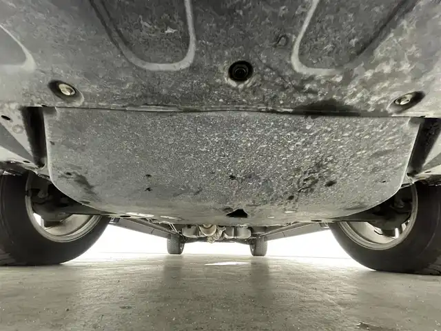 三菱 デリカＤ：５ アーバンギア G 福島県 2019(令1)年 4万km クールシルバーM/アイガーグレーM e-Assist/・衝突軽減ブレーキ/・車線逸脱警報装置/・レーダークルーズコントロール/・オートマチックハイビーム/・誤発進抑制装置/純正ナビ/・型番：GCX778W/・フルセグTV/Bluetooth/CD/DVD/・バックカメラ/・ETC/両側パワースライドドア/アイドリングストップ/電子パーキング/・オートホールド/革巻きステアリング/・ステアリングリモコン/プッシュスタート/・スマートキー/・スペアキー/LEDヘッドライト/・オートライト/・フォグライト/・オートマチックハイビーム/電動格納ミラー/純正フロアマット