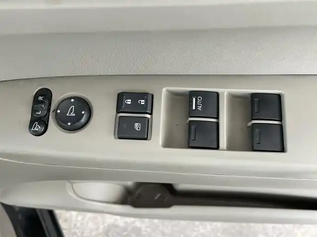 ホンダ Ｎ ＢＯＸ G Lパッケージ 青森県 2012(平24)年 9.6万km クリスタルブラックパール フルフラットシート/片側パワースライド/社外CDオーディオ/横滑り防止機能/アイドリングストップ/盗難防止機能/パワーステアリング/ステアリングスイッチ/ベンチシート/センターコンソール/電格ミラー/ドアバイザー/保証書/取扱説明書
