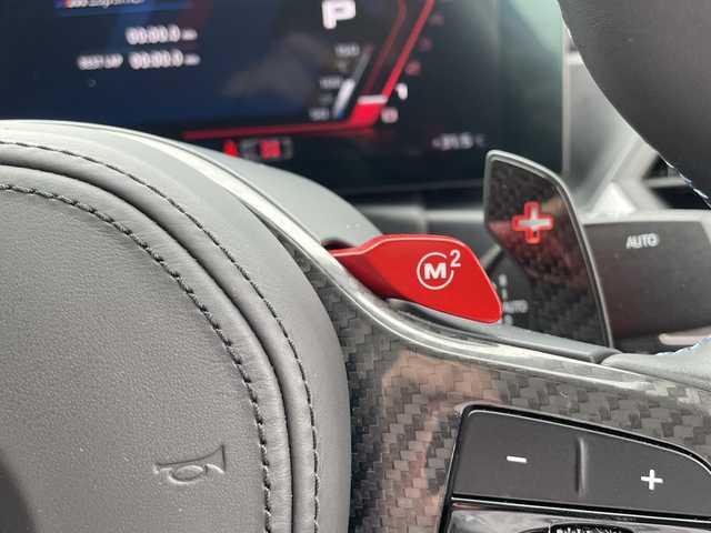 ＢＭＷ ＢＭＷ Ｍ２ 大分県 2023(令5)年 0.3万km 黒 カーボンルーフ/カーボンパネル/ブラックレザーシート/メーカーナビゲーション/ブルートゥース/バックカメラ/LEDヘッドライト/置くだけ充電/純正ドライブレコーダー2カメラ/純正アルミホイール/スマートキー/プッシュスタート/アイドリングストップ/オートライト/クルーズコントロール