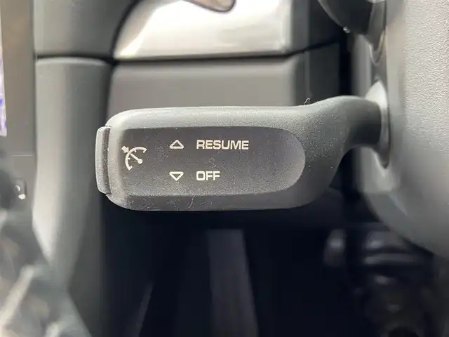 ポルシェ ７１８ボクスター 栃木県 2019(令1)年 4.8万km 白 スポクロパッケージ /PASM /PDLS /スポーツテールパイプ　/クルコン　/Bカメラ　/純正ナビ　/AppleCarPlay  /シートヒーター　/白黒レザー　/ETC  /純正19インチAW  /社外ドラレコ　/社外レーダー