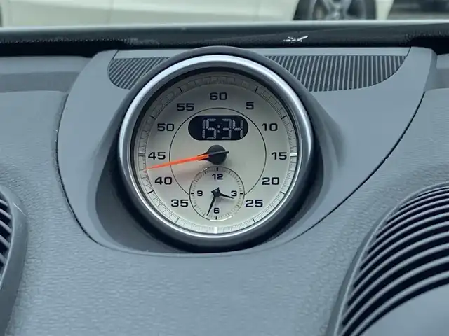ポルシェ ７１８ボクスター 栃木県 2019(令1)年 4.8万km 白 スポクロパッケージ /PASM /PDLS /スポーツテールパイプ　/クルコン　/Bカメラ　/純正ナビ　/AppleCarPlay  /シートヒーター　/白黒レザー　/ETC  /純正19インチAW  /社外ドラレコ　/社外レーダー