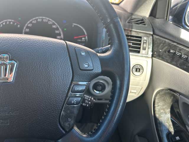 トヨタ クラウン ロイヤル ロイヤルサルーン G 千葉県 2007(平19)年 8.2万km ダークブルーマイカ 純正ＨＤＤナビ　オートクルーズコントロール　電動サンシェード　パワーシート　バックカメラ　純正ドライブレコーダー　スマートキー　純正マット　カーテンエアバッグ　ＥＴＣ　純正ＡＷ　ＬＥＤヘッドライト